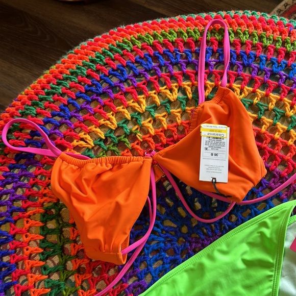 36B neon top and xhilaration XL neon bottoms - Picture 2 of 9